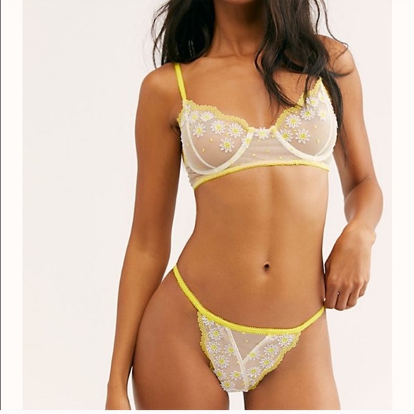 For Love And Lemons Other - For Love & Lemons Lemon Drop Underwire Bra & Panty